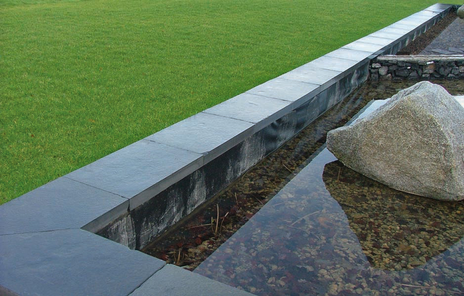 Limestone Wall Capping