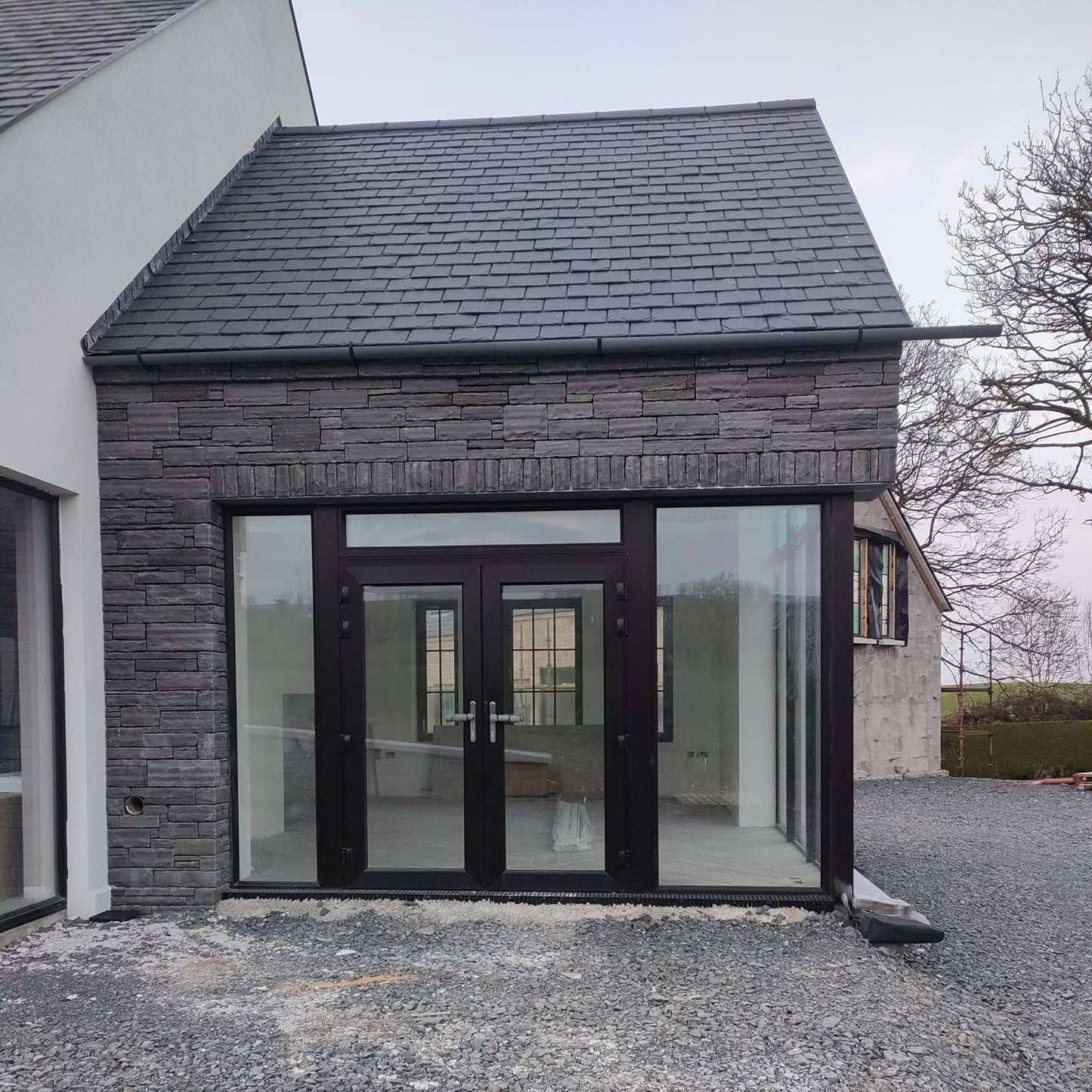 Liscannor Stoneer - Corners