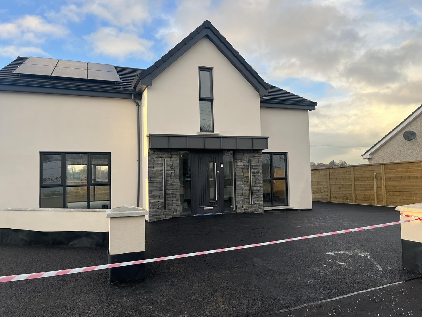 Liscannor Stoneer - Corners