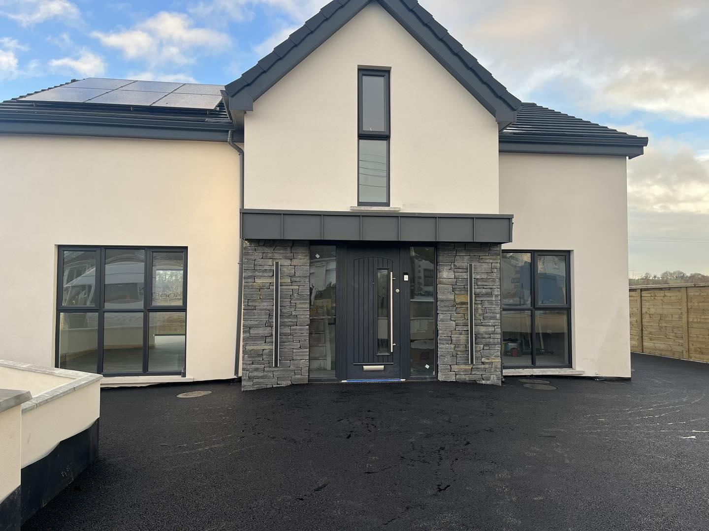 Liscannor Stoneer - Corners