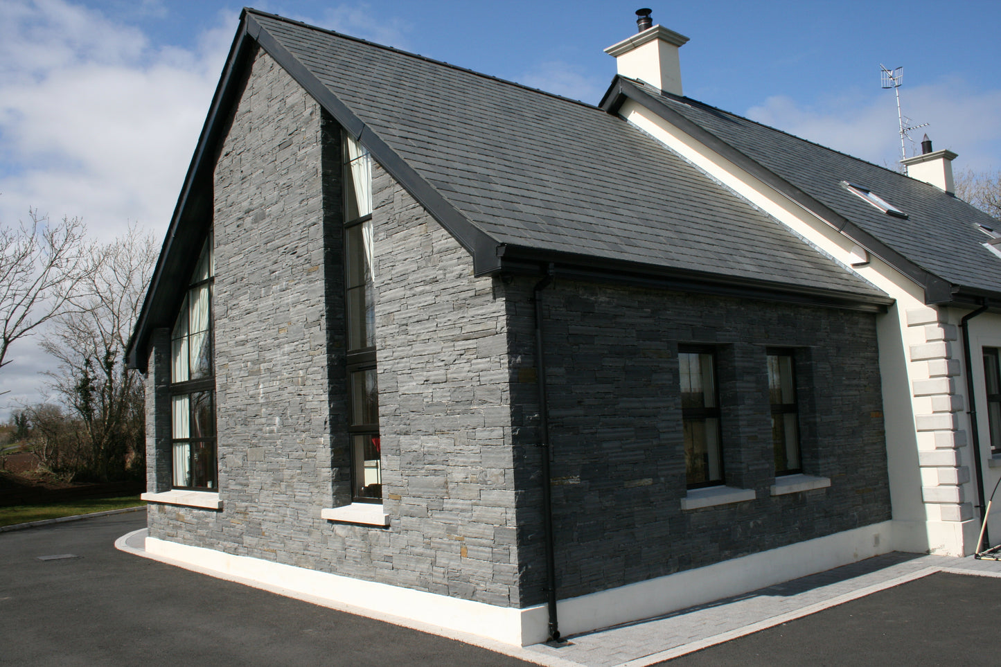 Liscannor Stoneer - Corners