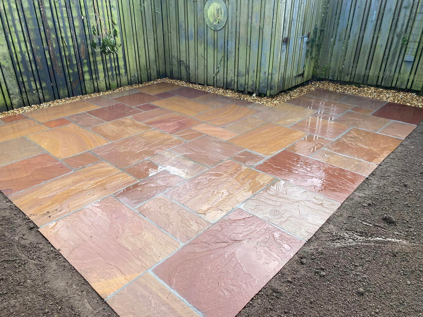 Modak Sandstone Paving (Mixed Sizes)