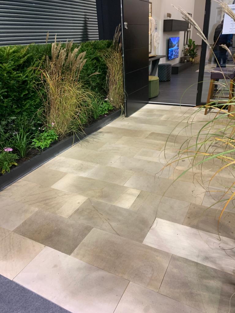 Mountcharles Sandstone Paving