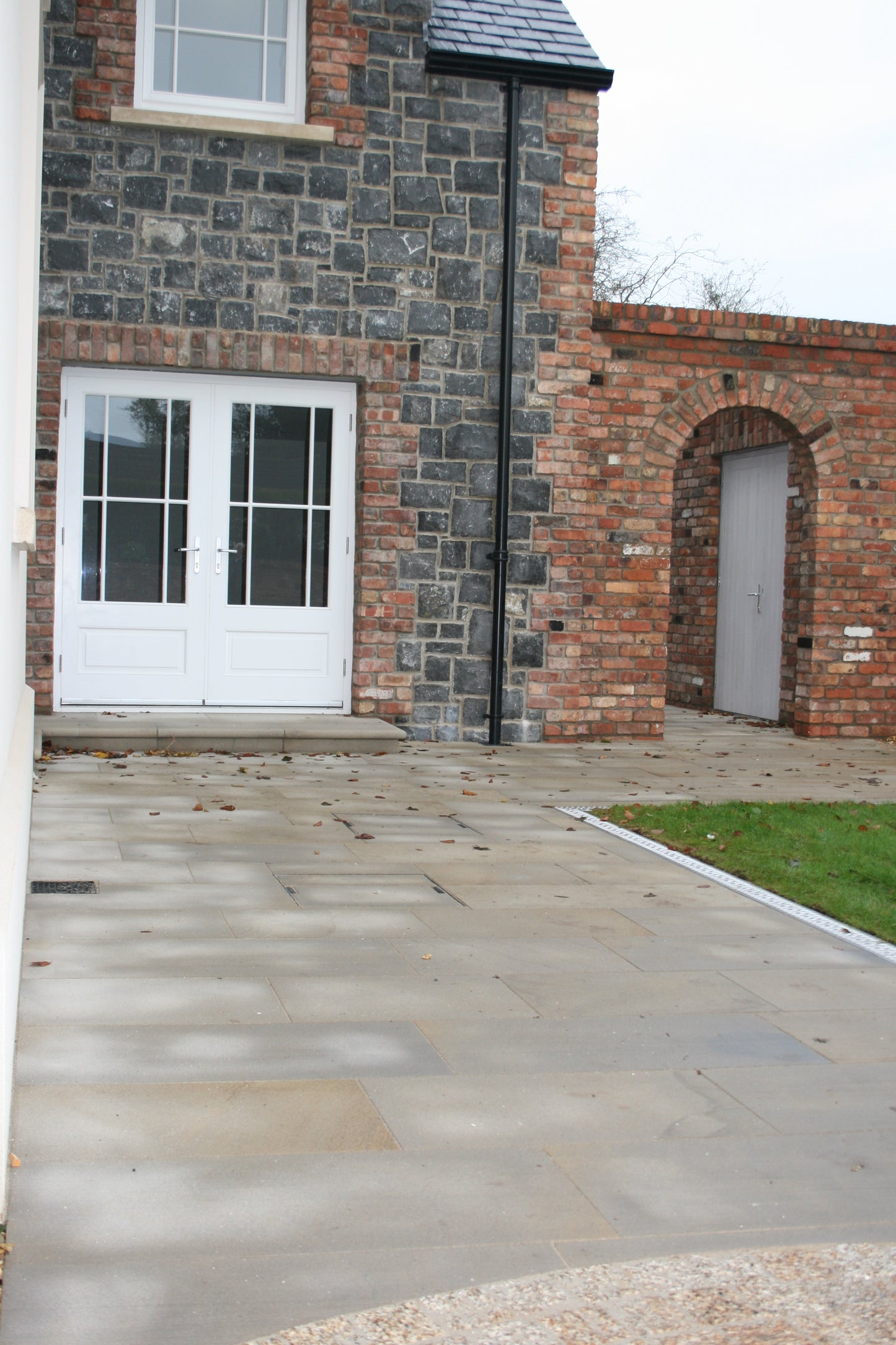 Mountcharles Sandstone Paving