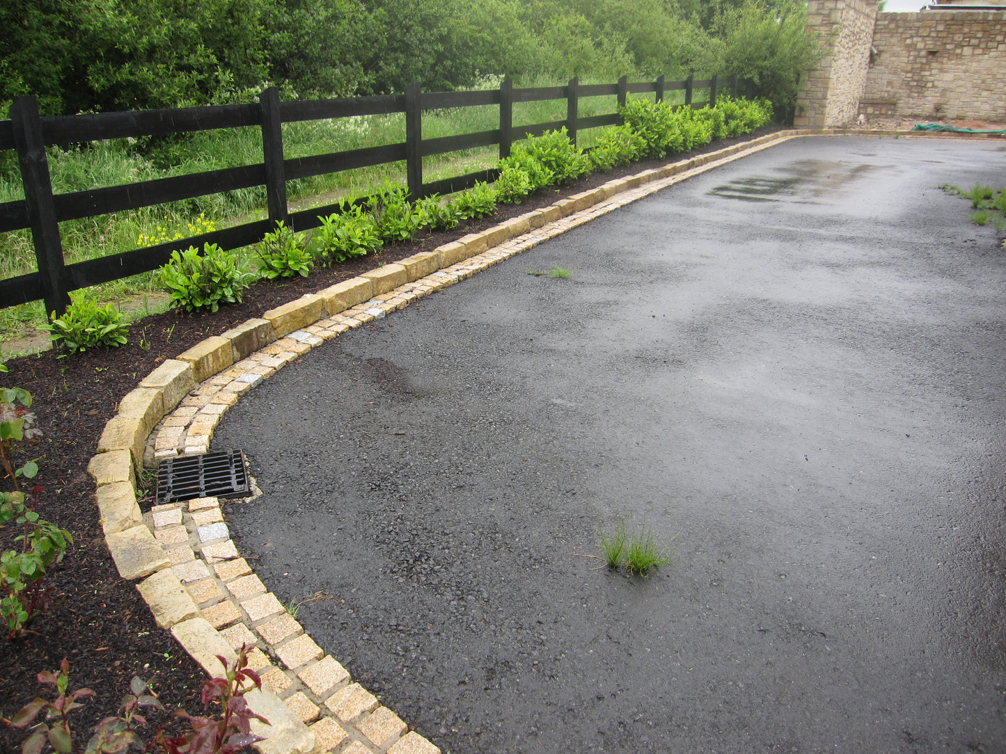 Mountcharles Sandstone Kerb FL x 200 x 125