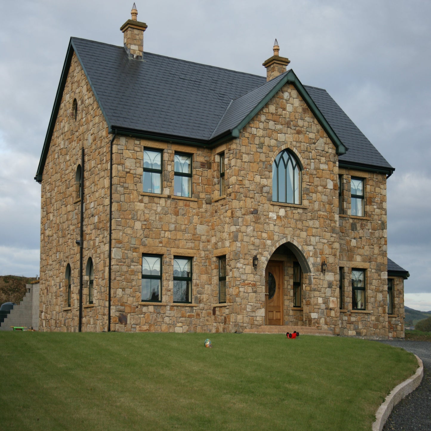 Mountcharles Sandstone - Machined Rubble