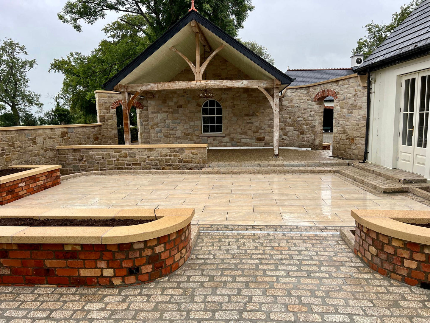 Pietra di Barge Porcelain Paving