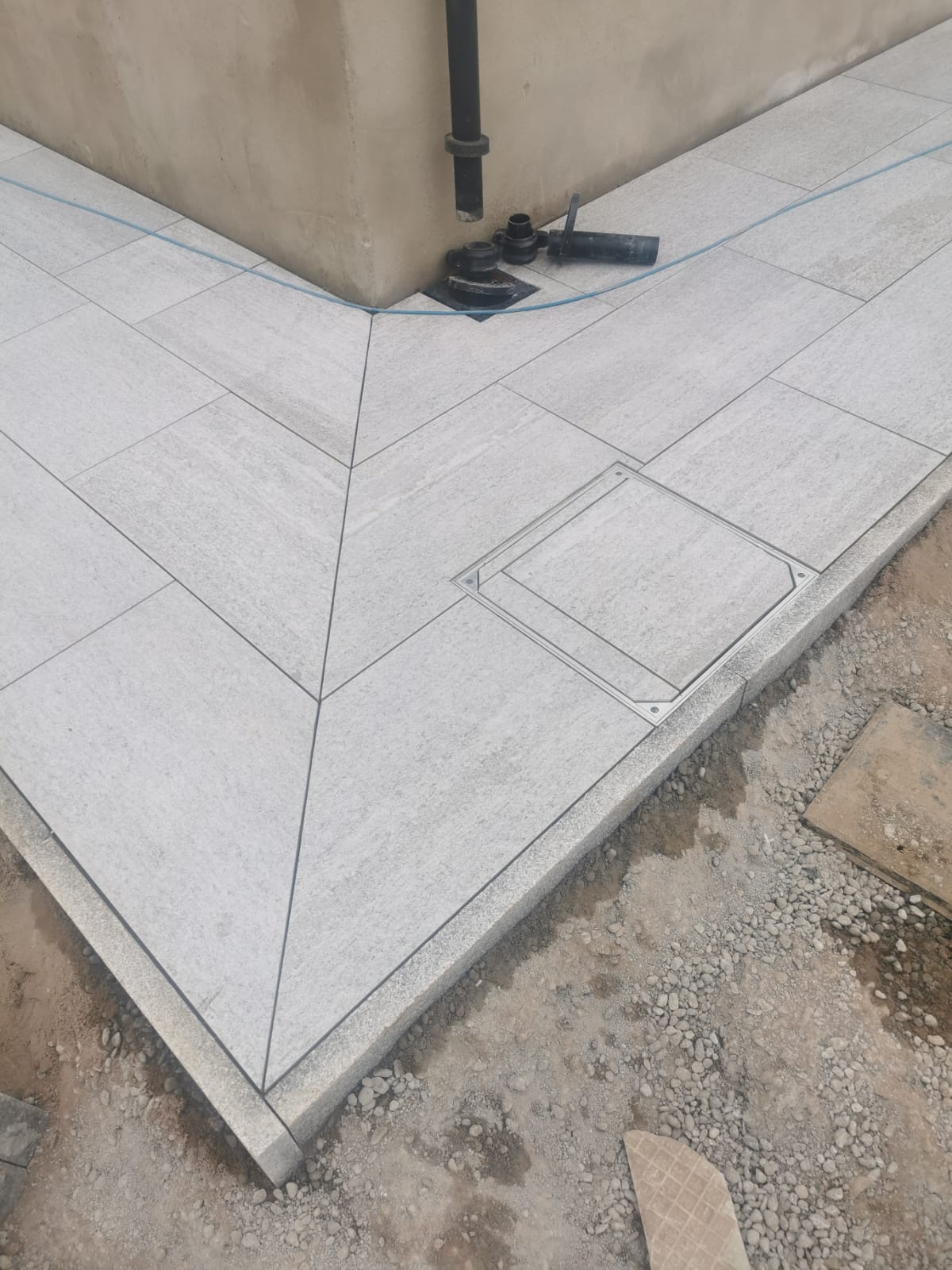 Pietra di Bagnolo Porcelain Paving