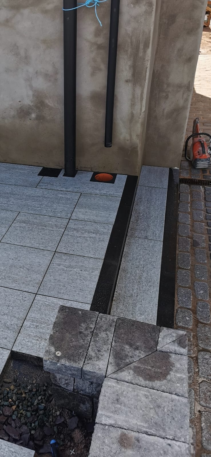 Pietra di Bagnolo Porcelain Paving