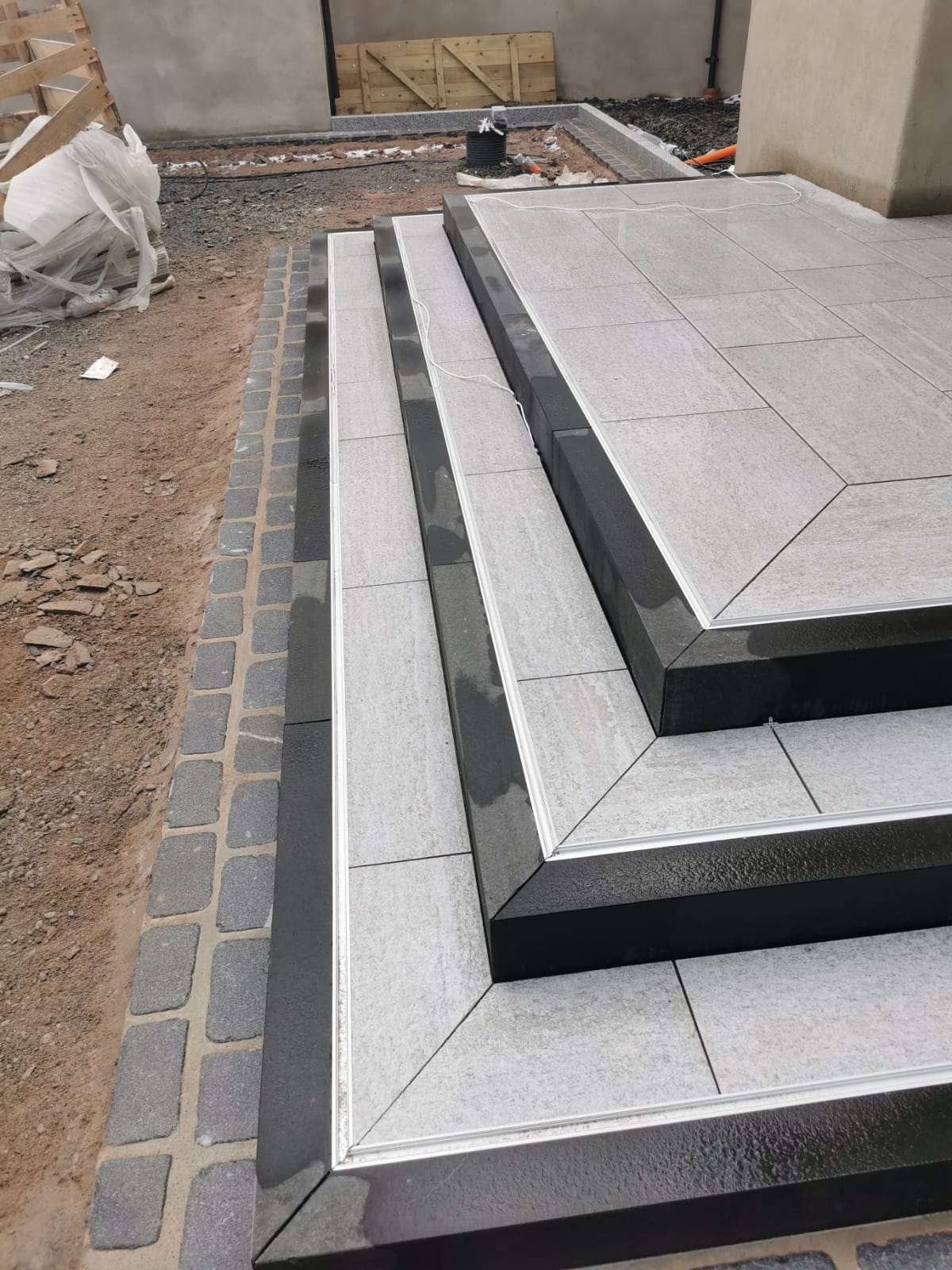Pietra di Bagnolo Porcelain Paving