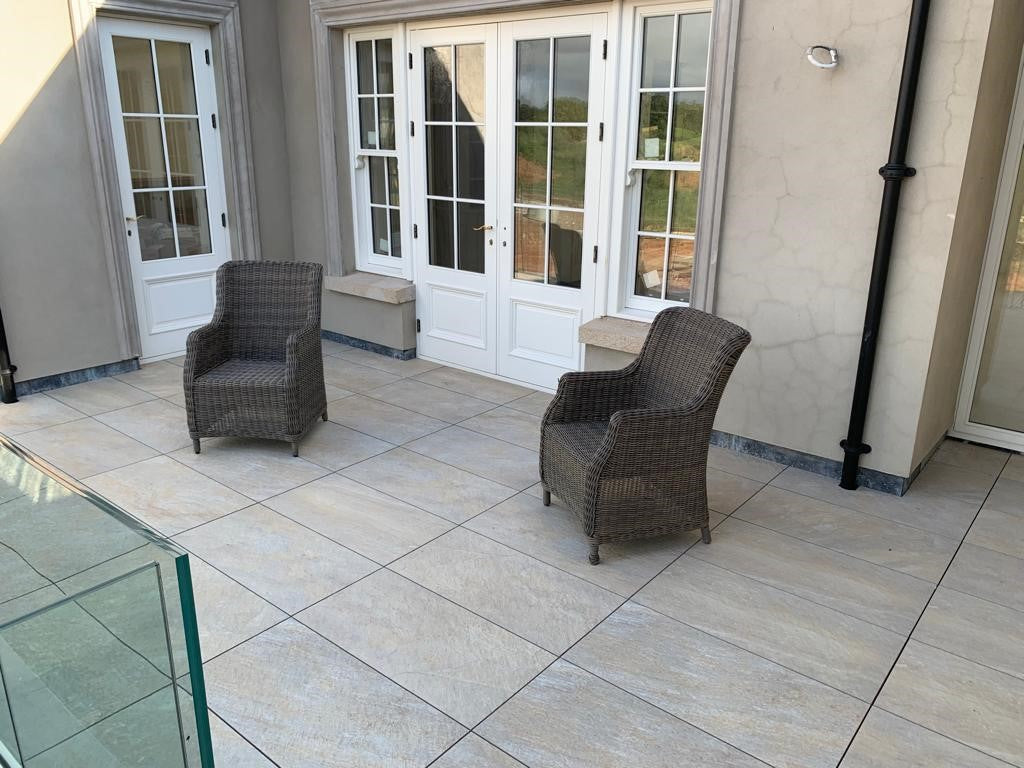 Pietra di Barge Porcelain Paving