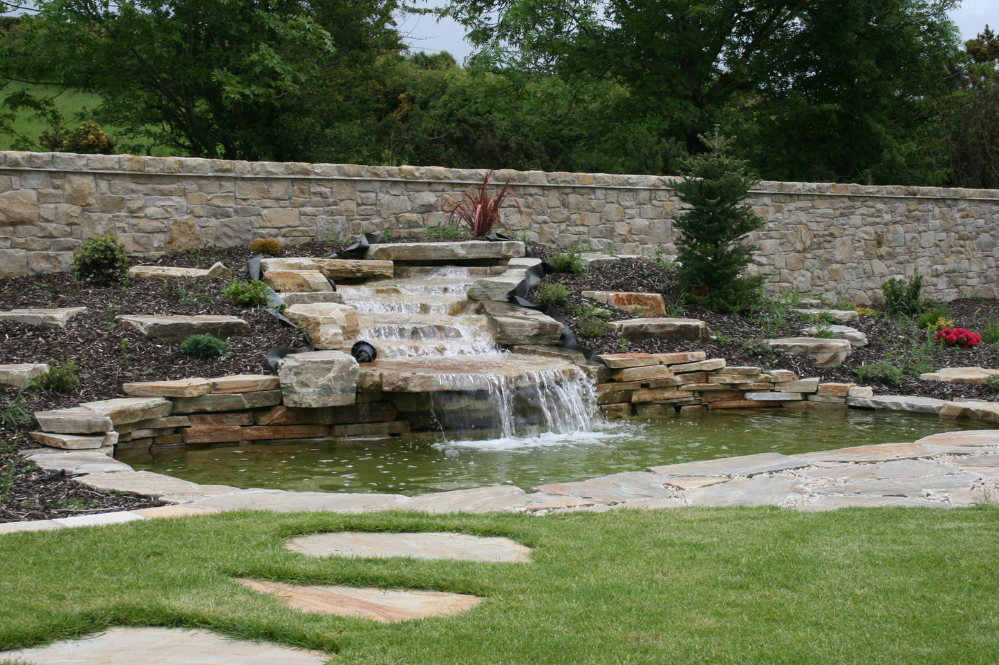 Donegal Quartzite Stepping Stone <600mm Diameter