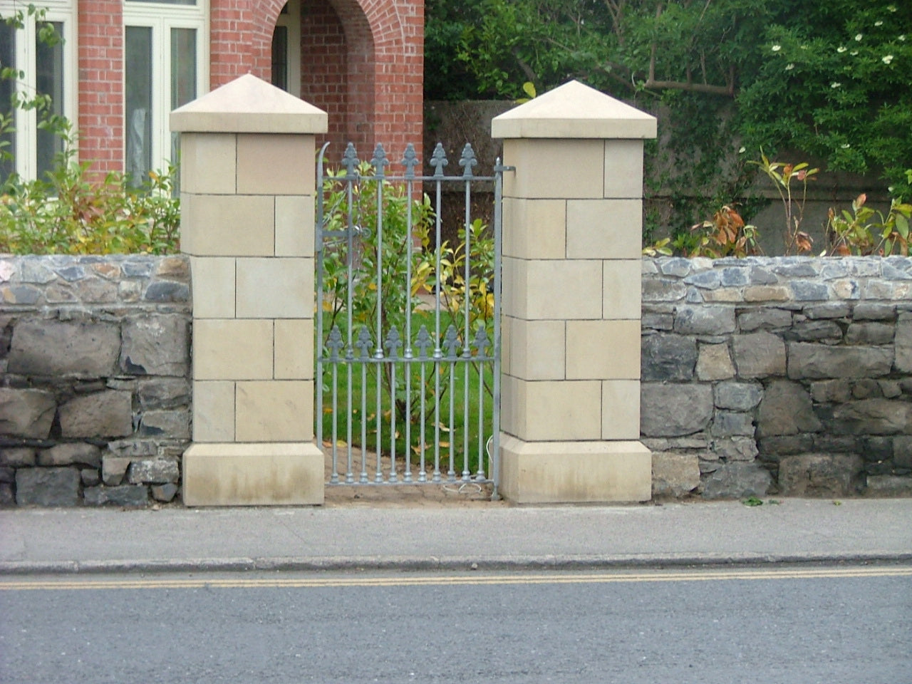 Sandstone Pillar Capping
