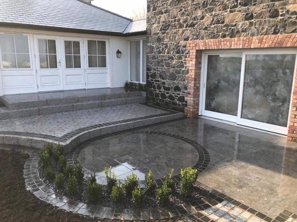 Gold Granite Kerb 1000 x 200 x 80 - Pineapple