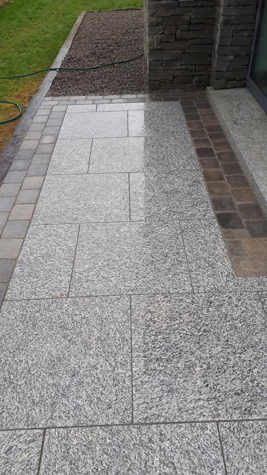 Silver Granite Paving - 600 x 600
