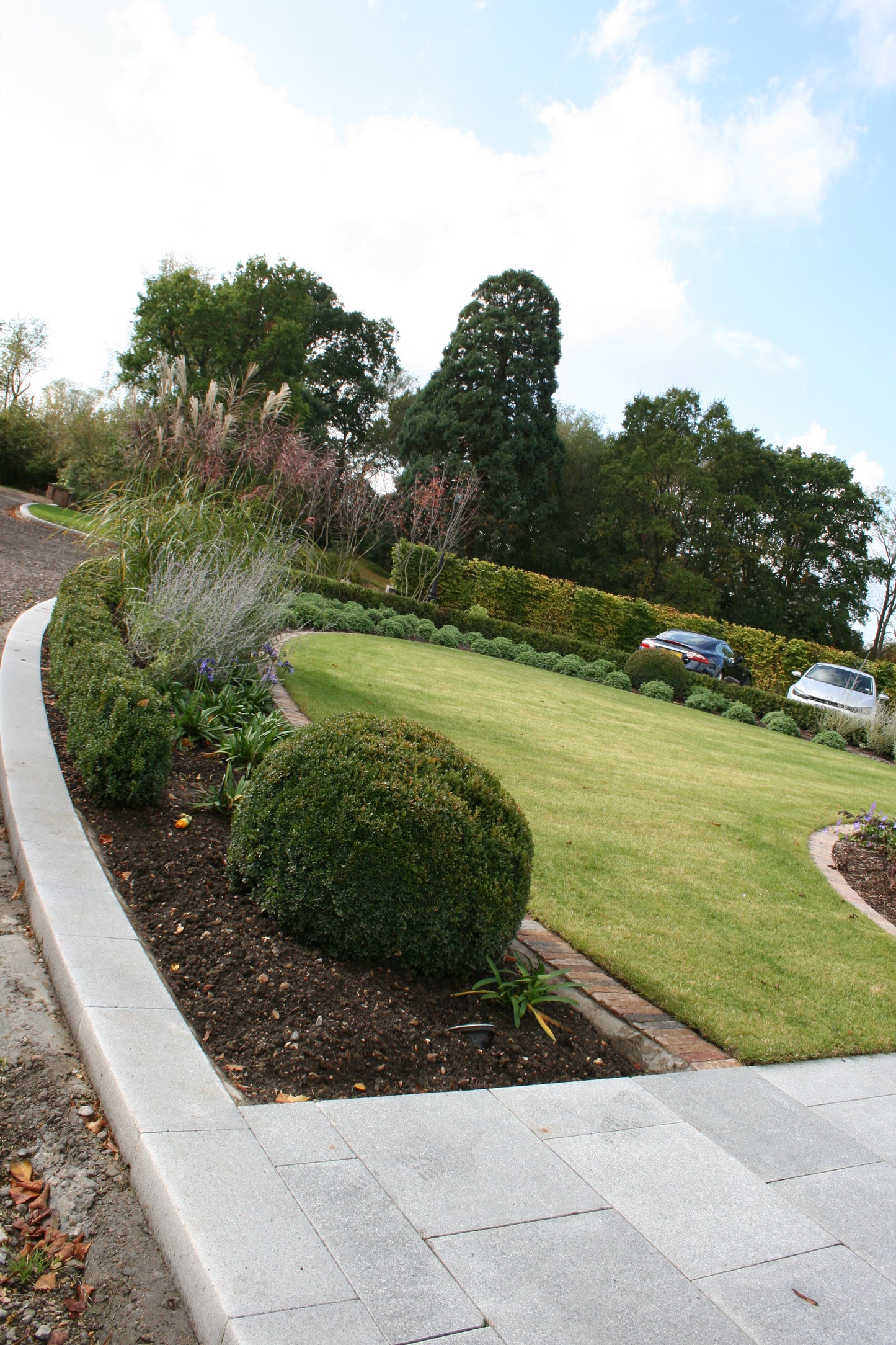 Silver Granite Paving - 600 x 600