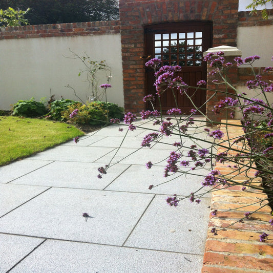 Silver Granite Paving - 600 x 600