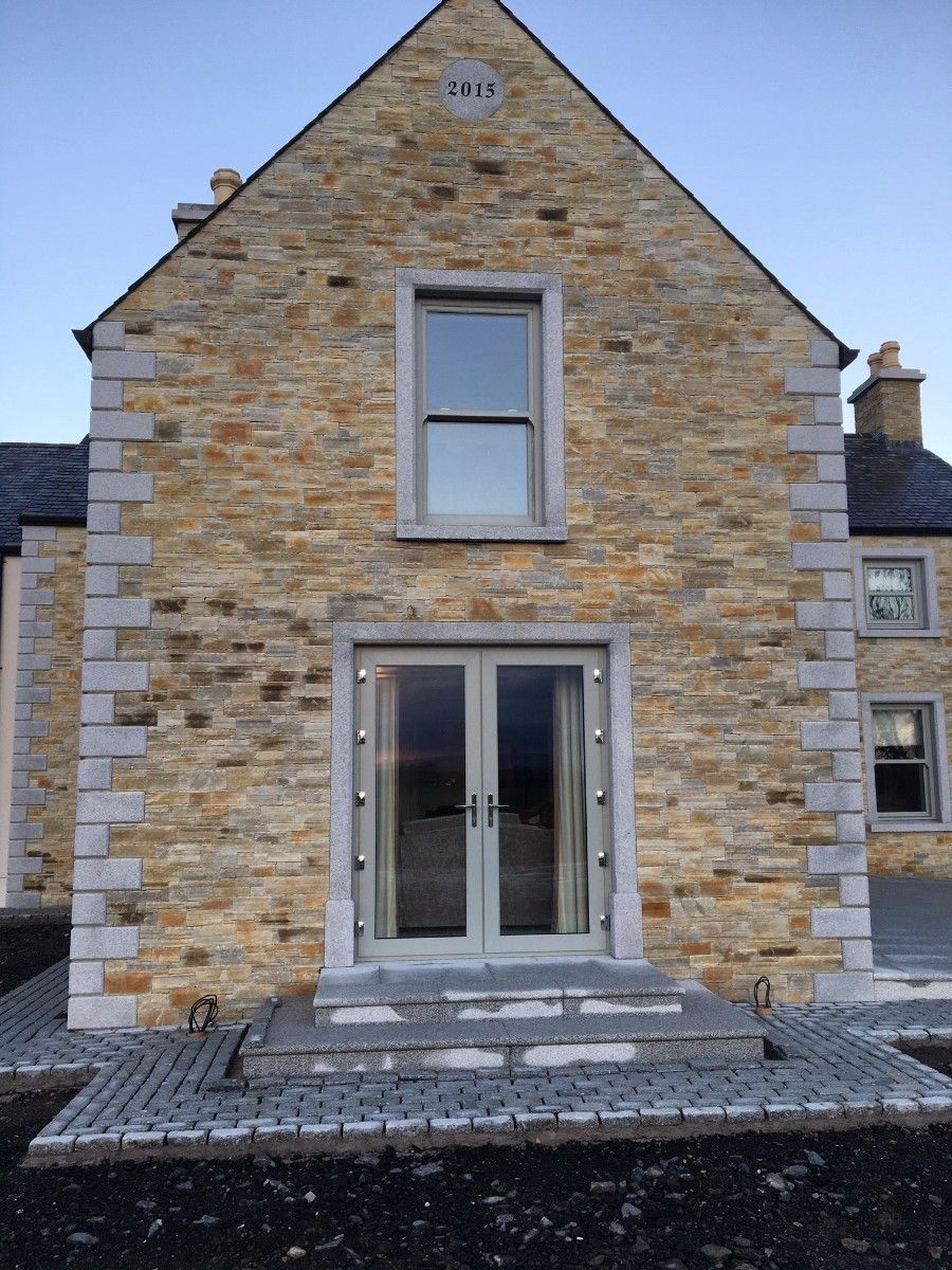 Granite Quoins