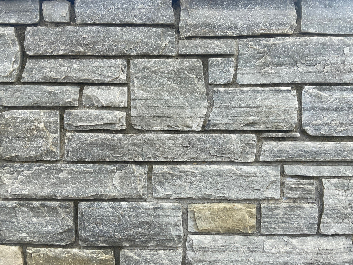 Silver Donegal Quartzite Stoneer - Flats