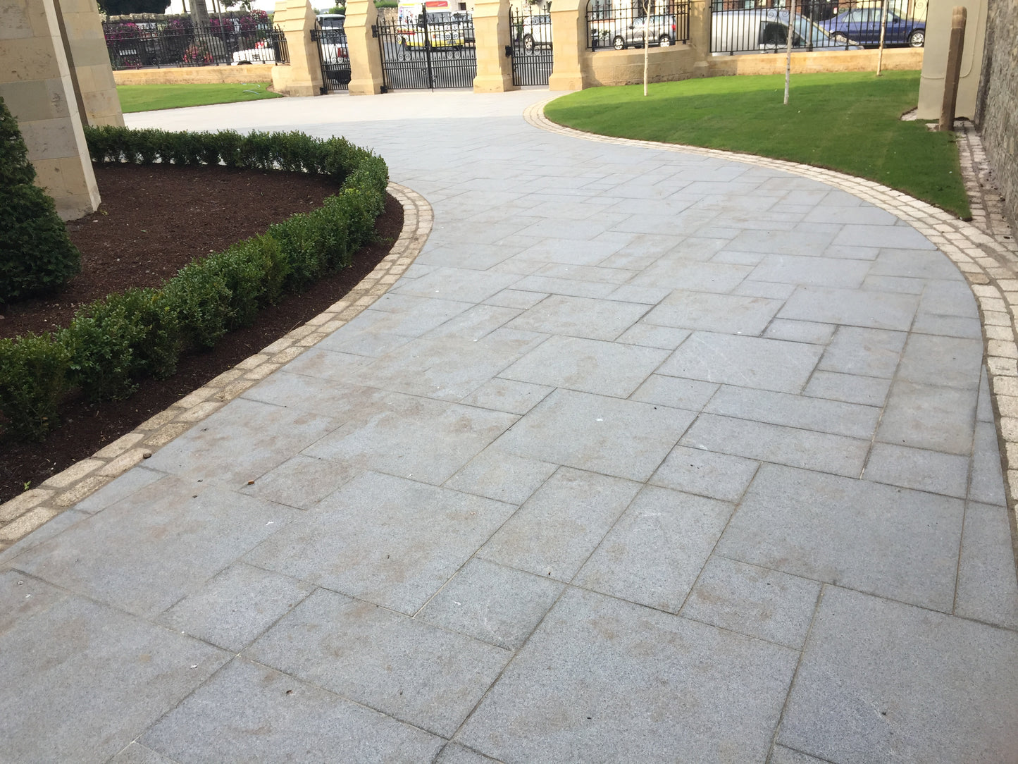 Silver Granite Paving - Patio Pack