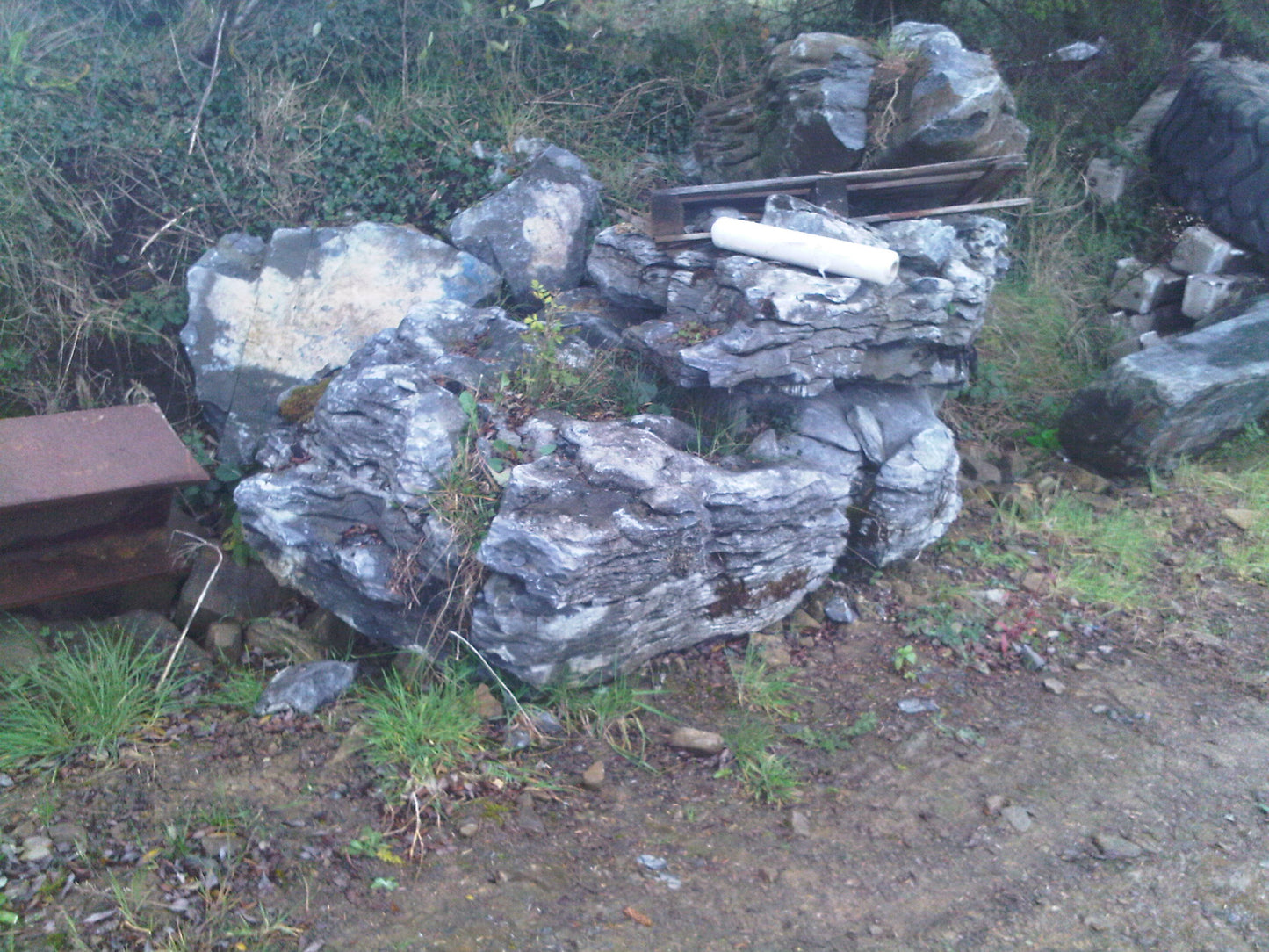 Slate Monolith 7ft
