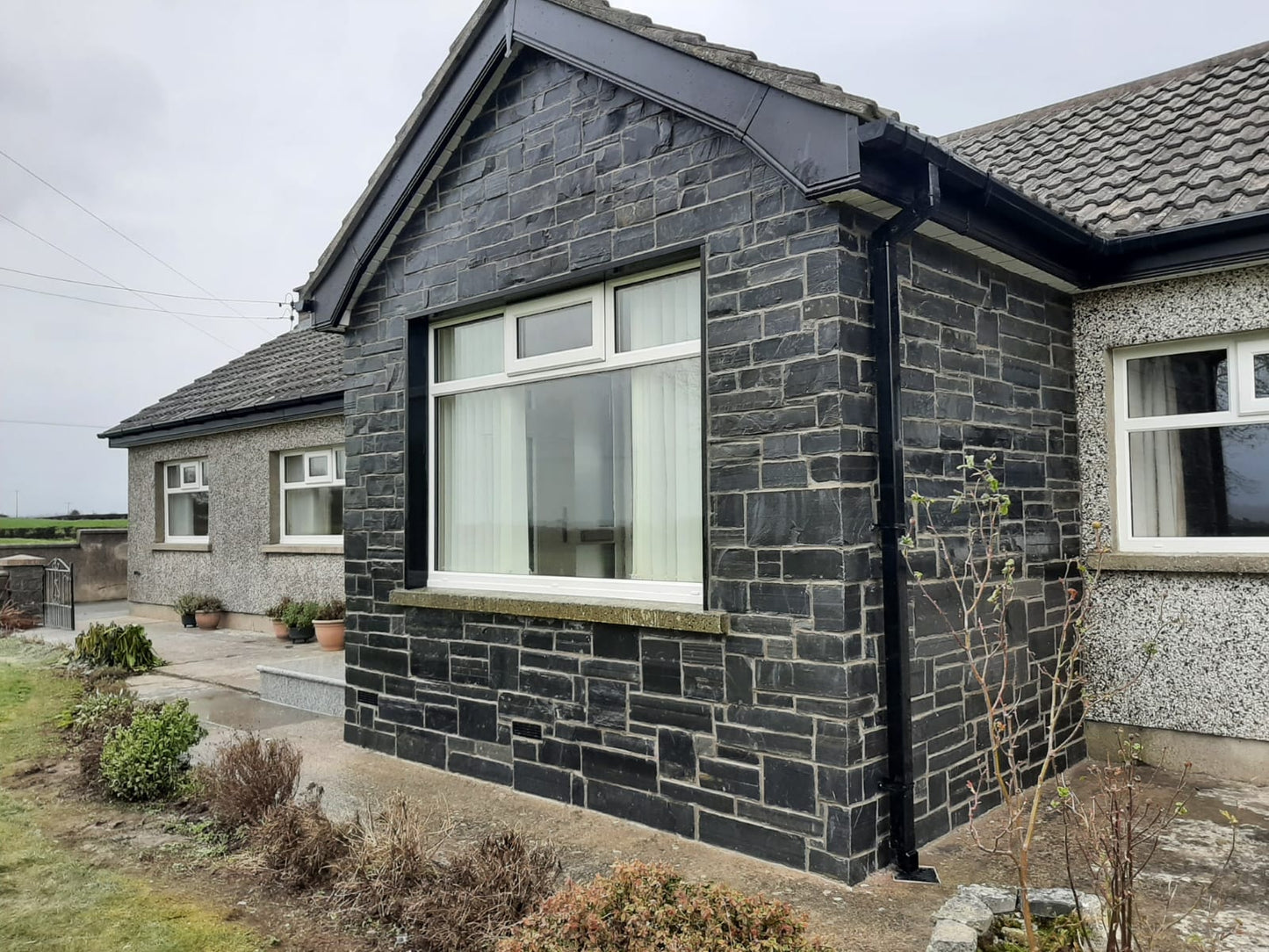 Irish Slate Stoneer - Corners