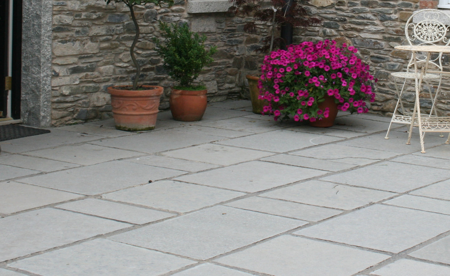 T-Grey Limestone Patio Pack