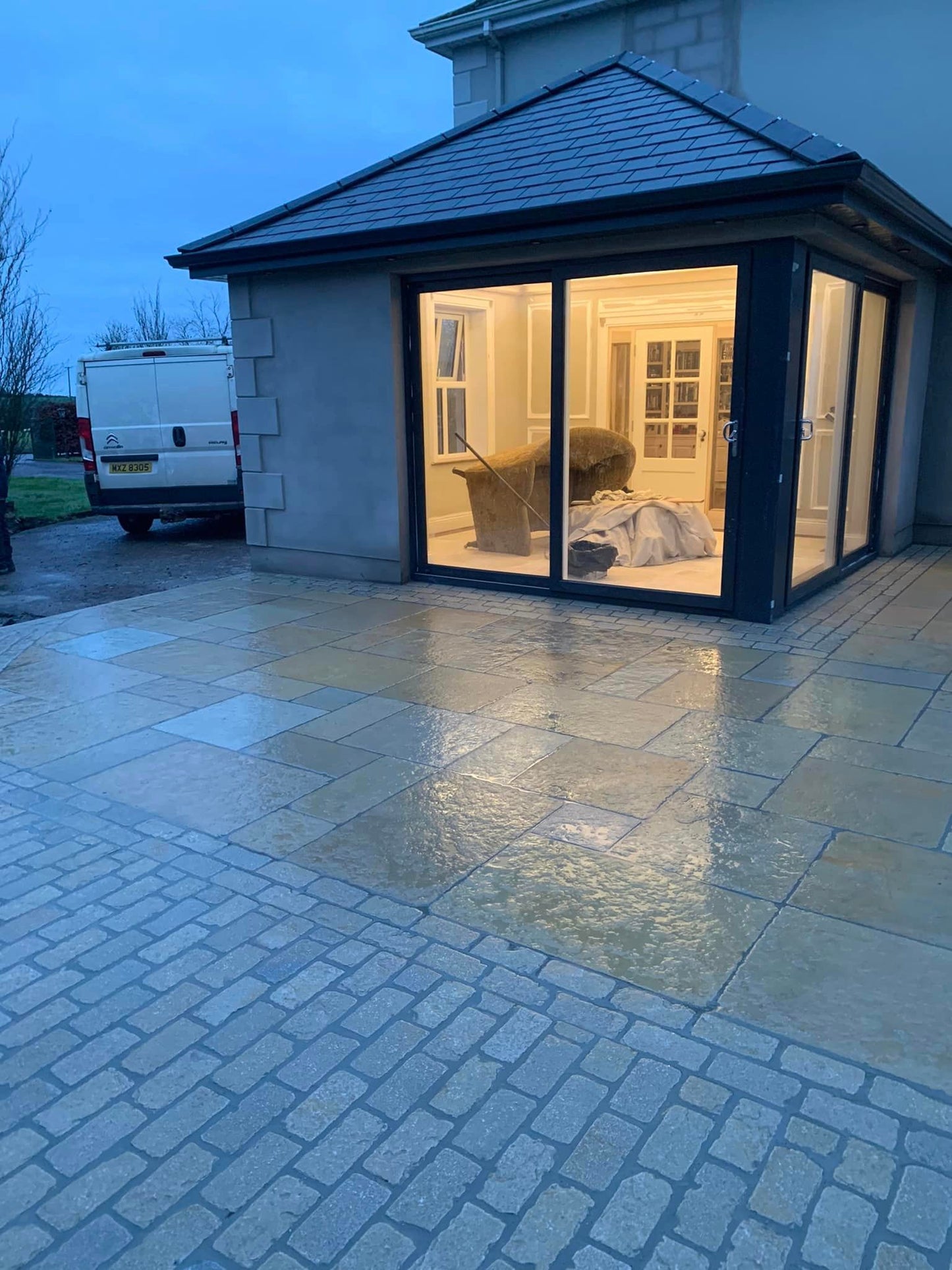 Yellow Limestone Setts 200 x 100