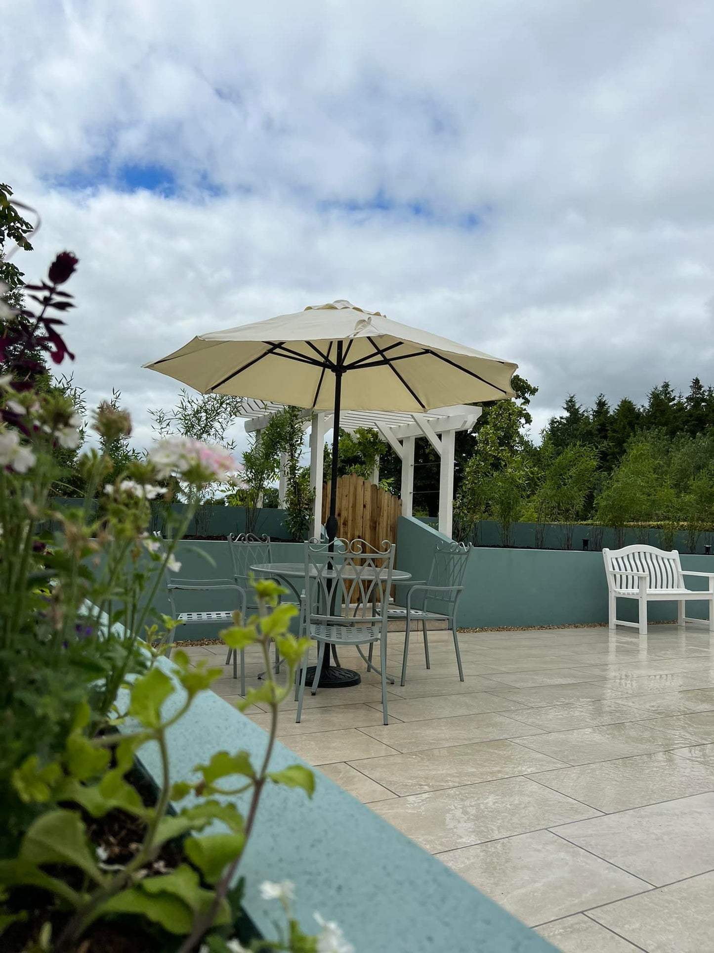 Twice Qz Cream Porcelain Paving