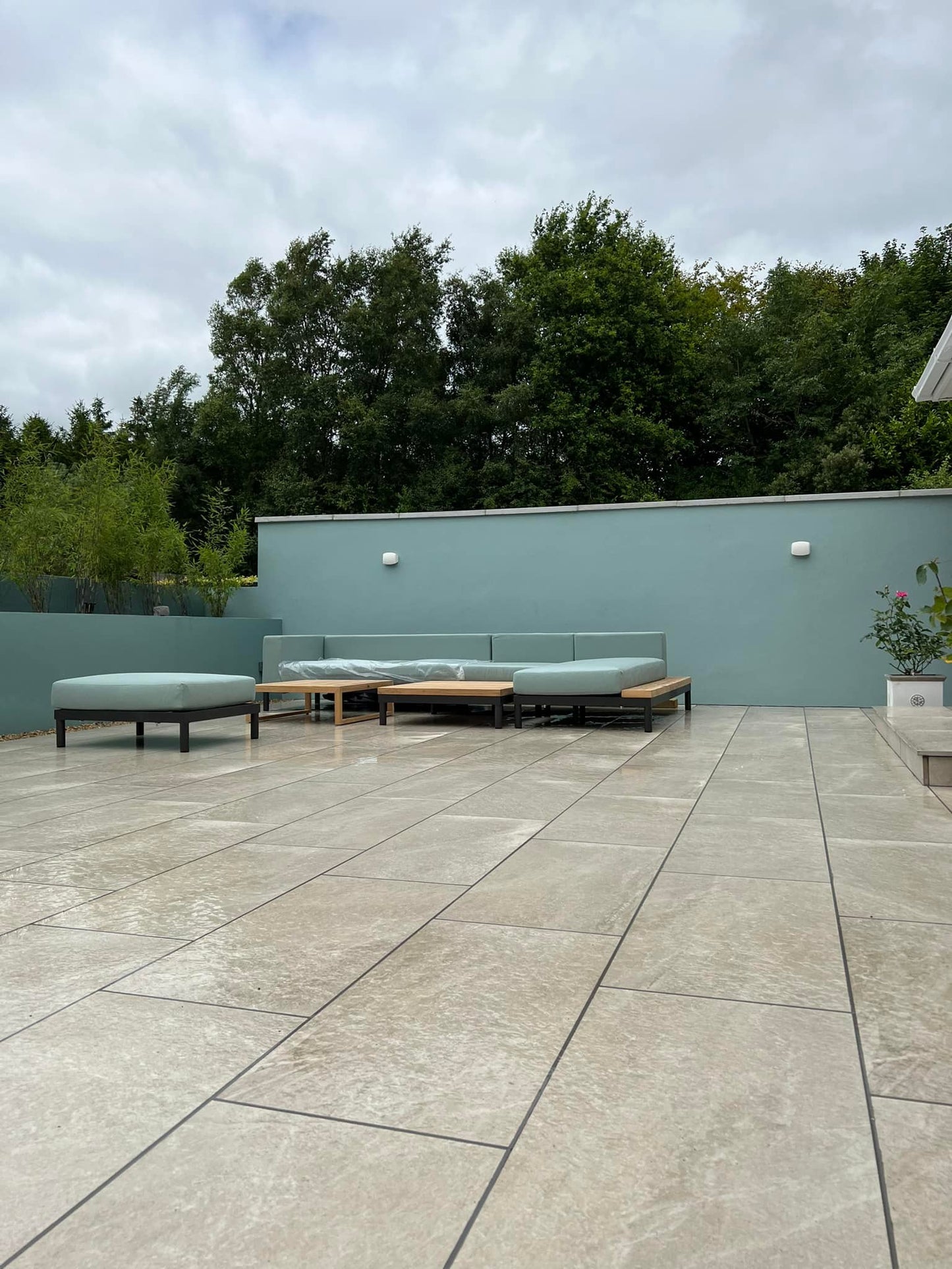 Twice Qz Cream Porcelain Paving