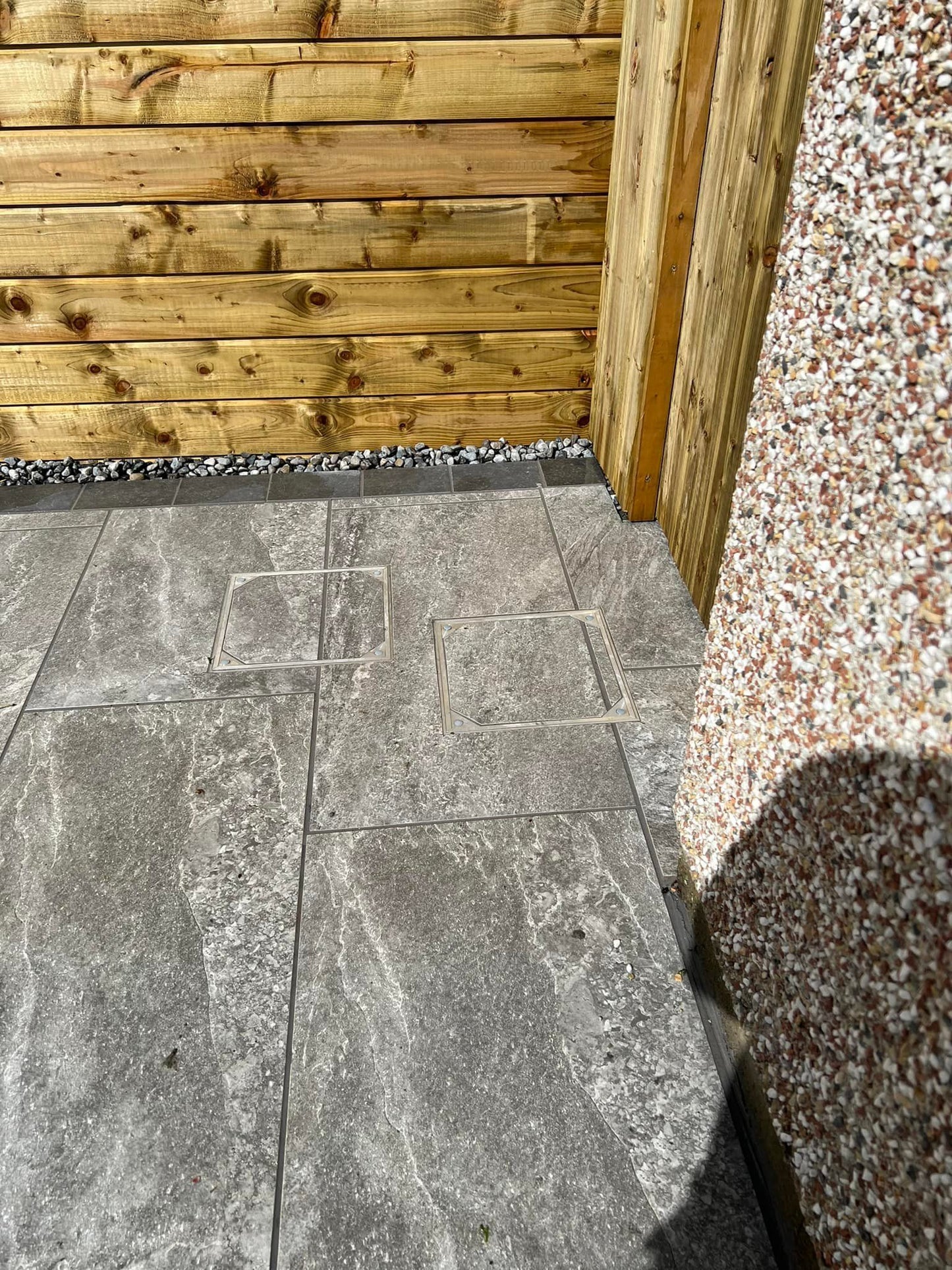 Twice Qz Dark Porcelain Paving