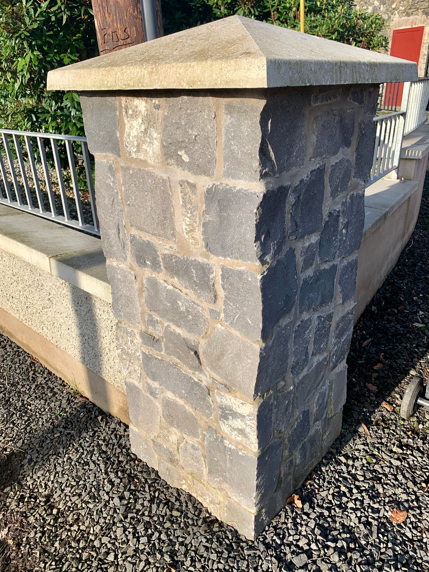 White Limestone Stoneer - Flats