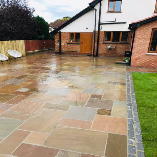 Raj Green Sandstone Paving (Mixed Sizes)