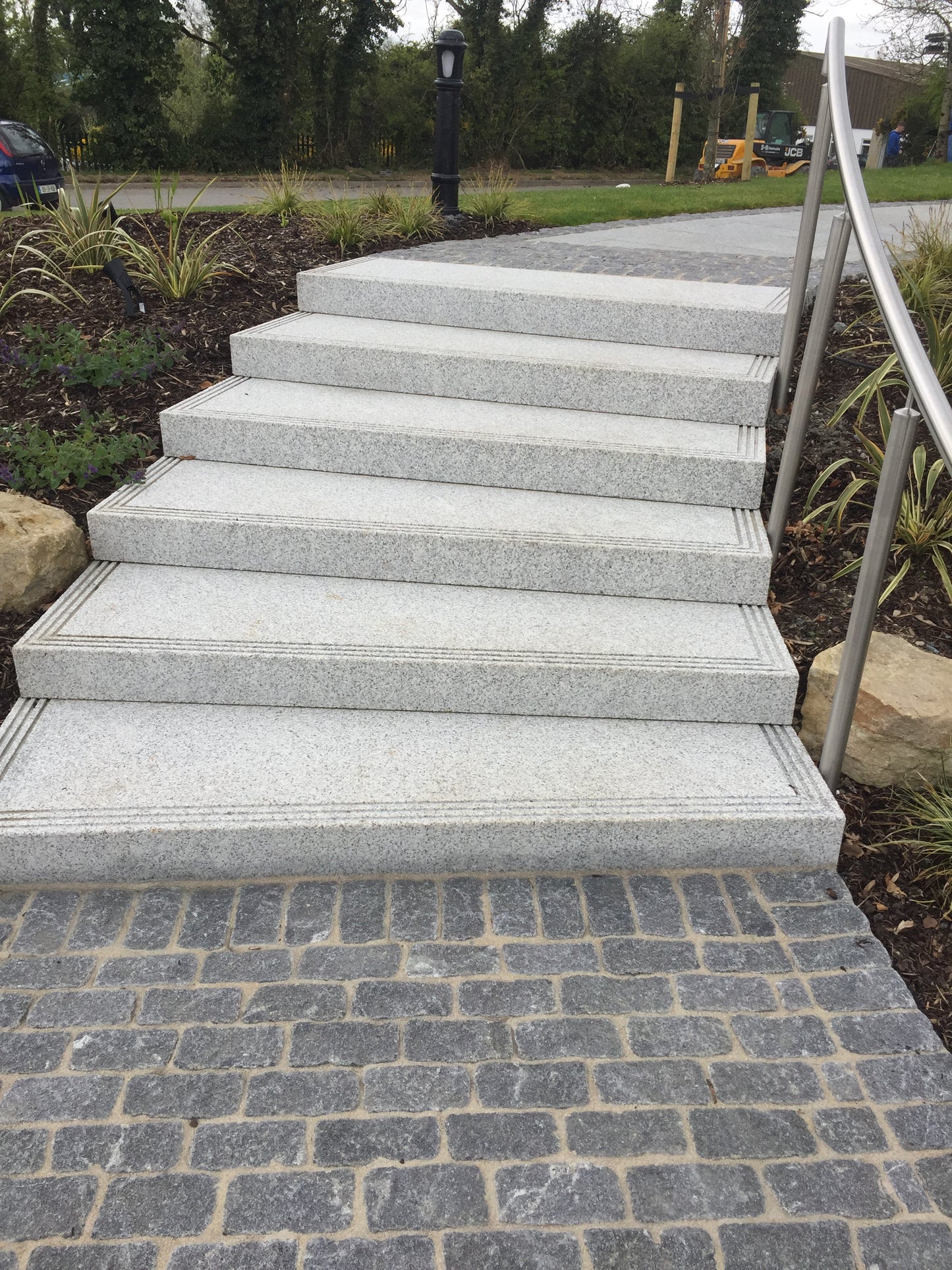 Black Granite Setts 200 x 100 - Bush Hammered & Lightly Tumbled