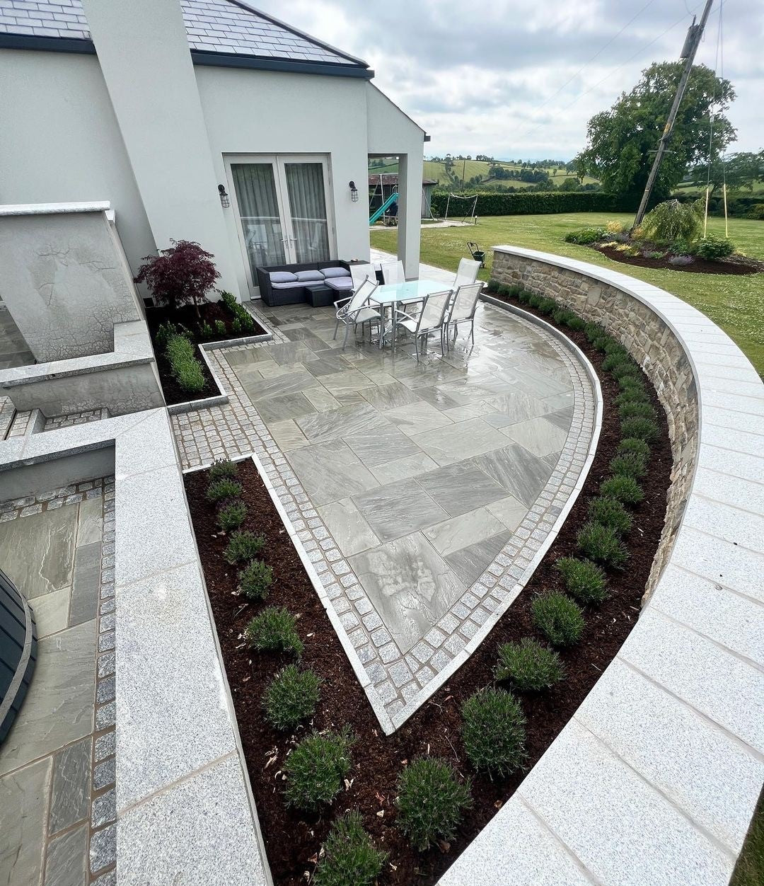 Silver Granite Kerb 1000 x 200 x 100 - Bush Hammered
