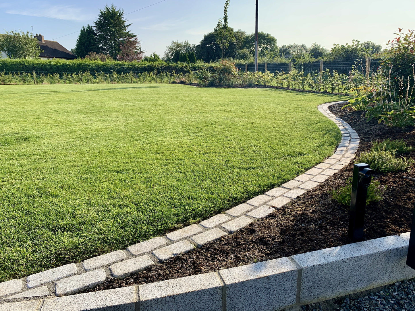Silver Granite Kerb 1000 x 200 x 100 - Bush Hammered