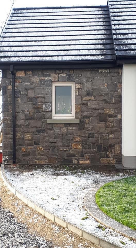 White Limestone Stoneer - Corners