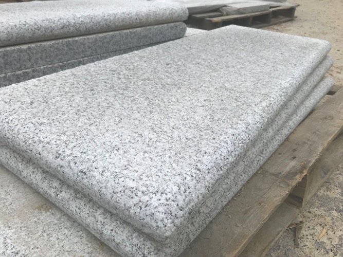 Silver Granite Step Pack Option 2: 1000 x 400 x 50mm with bullnose to 1 long edge and 1 short edge. 