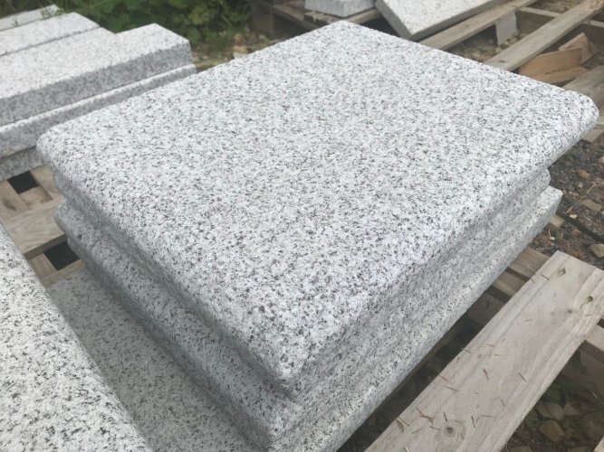 Silver Granite Step Pack Option 1:  600 x 400 x 50mm; Bullnose to 1 long edge and 1 short edge; Flamed Finish. 