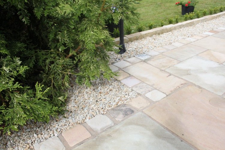 Tinted Mint Sandstone Paving - 600 x 600mm