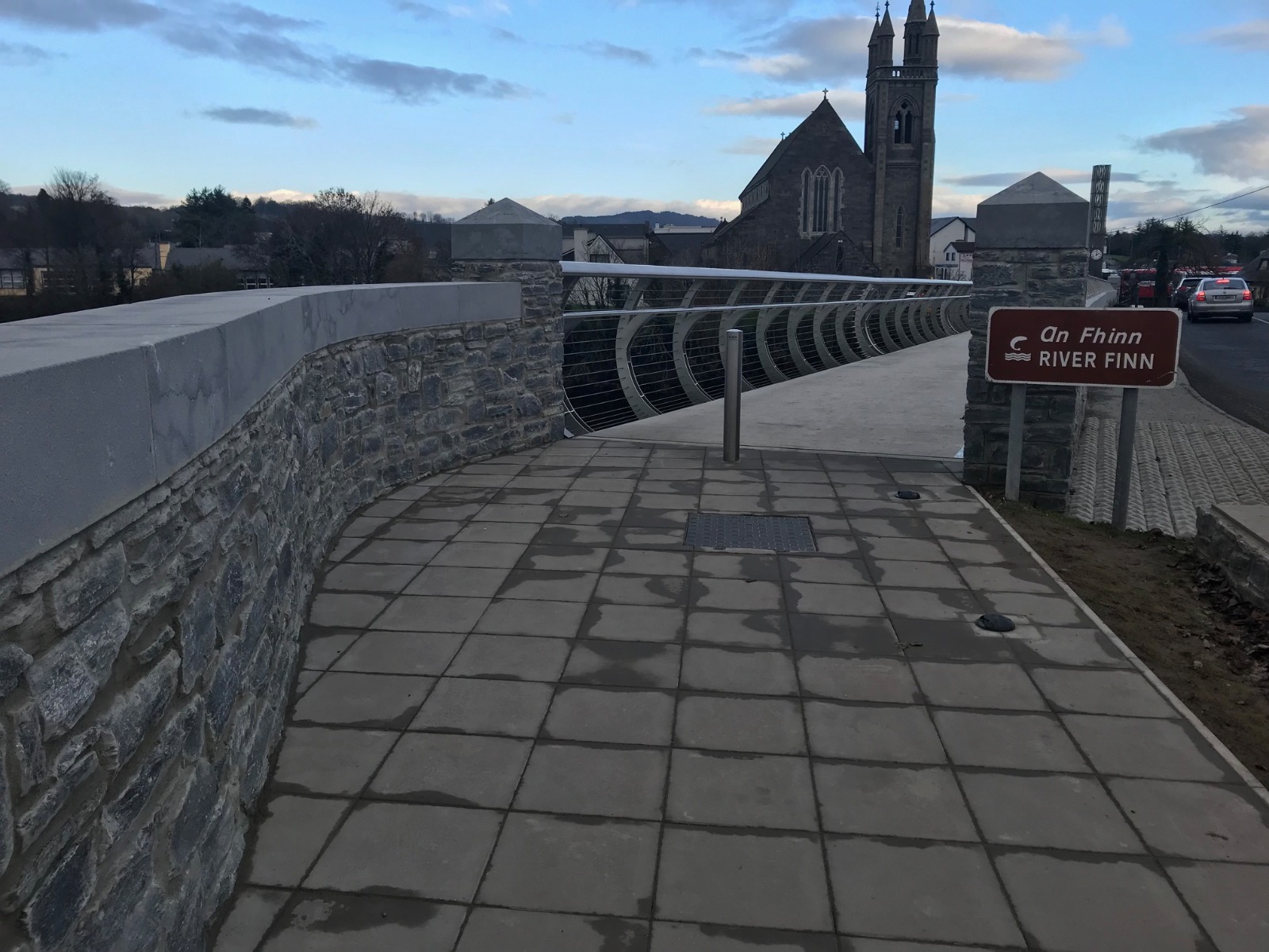 Twin Towns Welcome New €800k Footbridge 